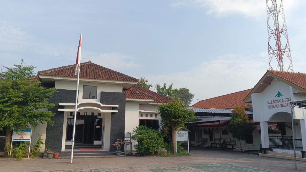 Kantor Desa Purwadana